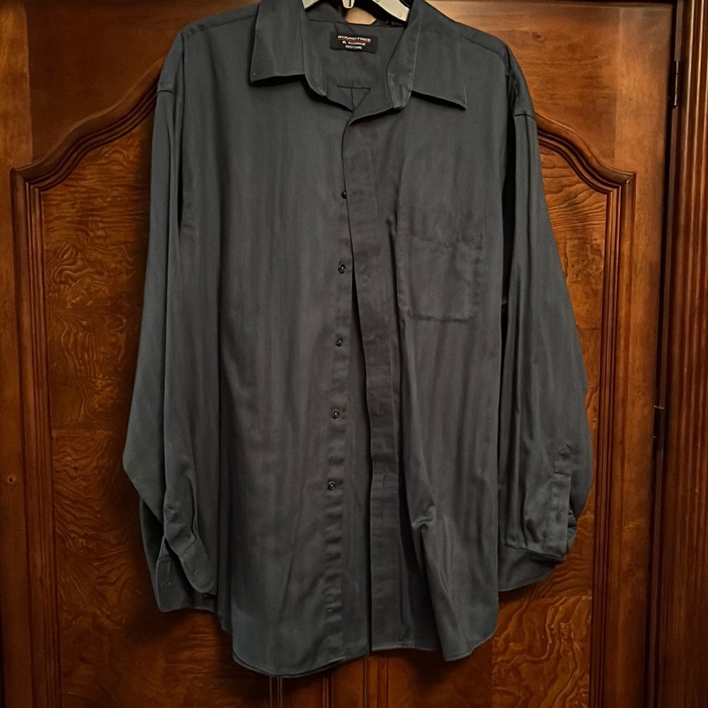 Roundtree & Yorke dress shirt